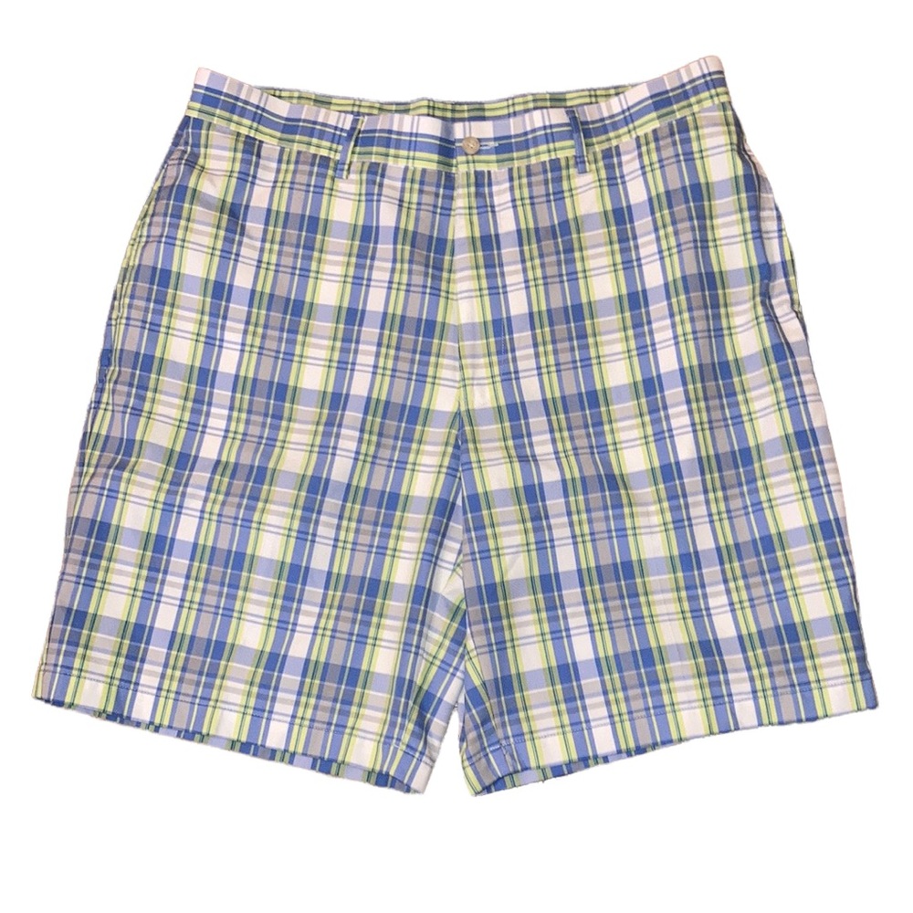 Pro Tour Plaid Golf Shorts